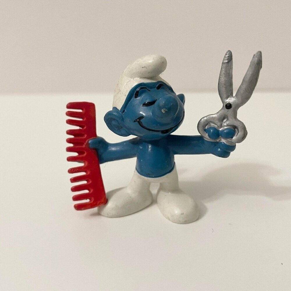 Vintage Smurfs Figure Barber Hair Stylist PEYO Comb Scissors PVC Toy